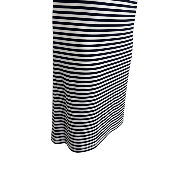 Donna Morgan Women's Striped Bell Half Sleeve Cold Shoulder Jersey Knit Dress  6 - Picture 7 of 16